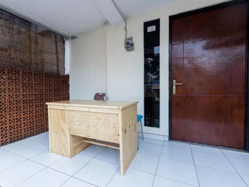 Super Oyo 1516 Cemara Gading Syariah Hotel Bogor Buitenkant foto
