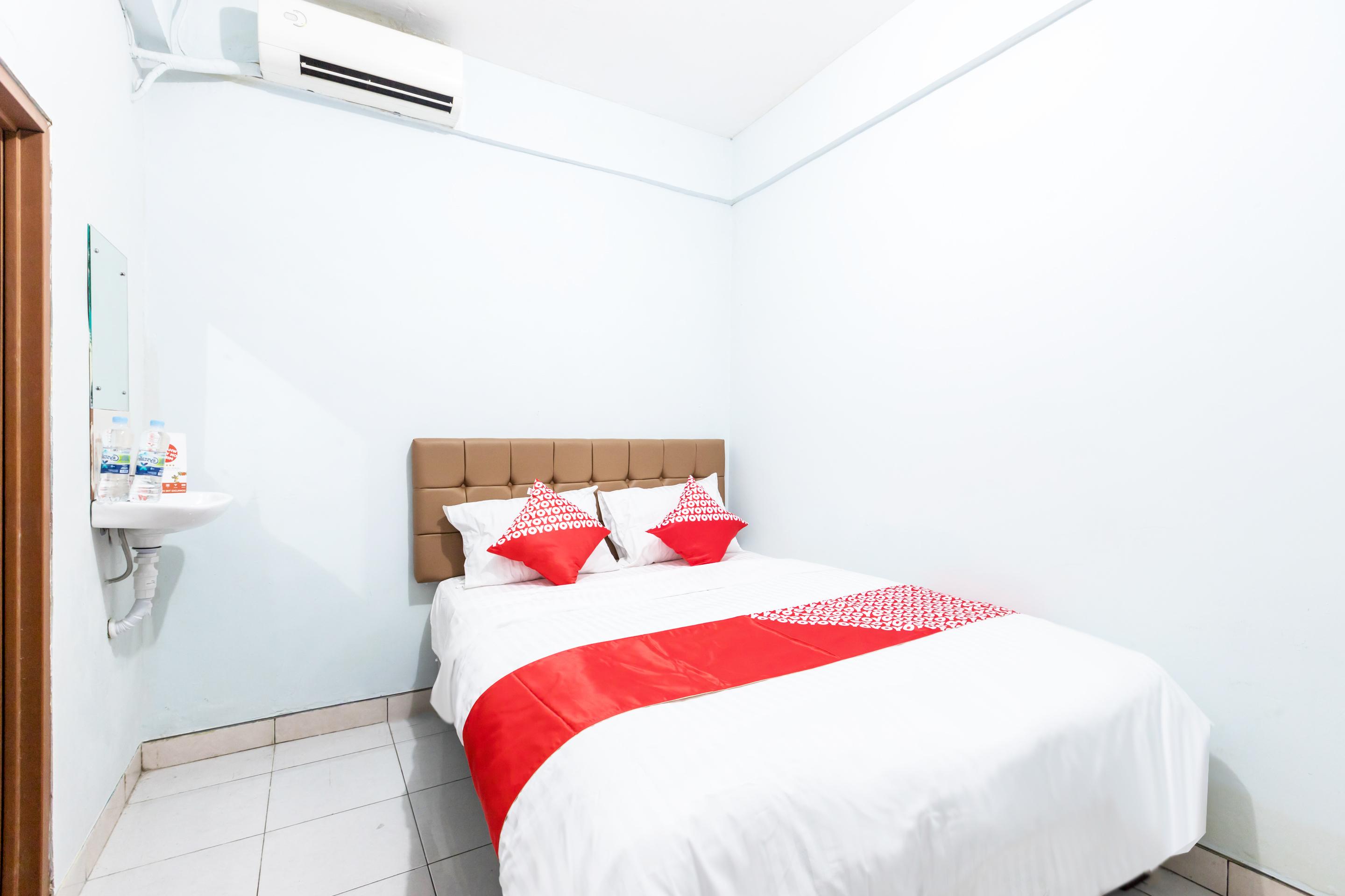 Super Oyo 1516 Cemara Gading Syariah Hotel Bogor Buitenkant foto