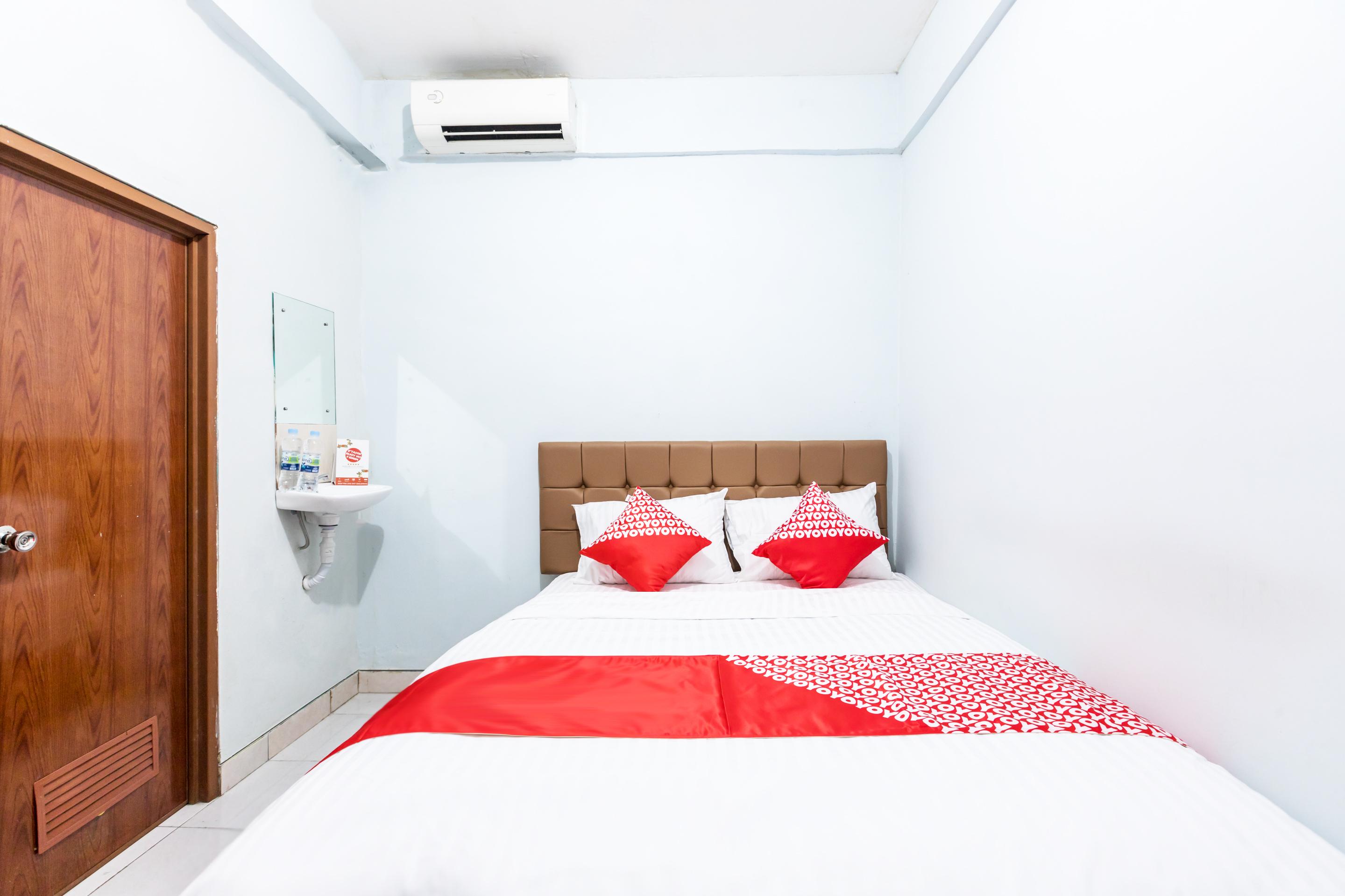 Super Oyo 1516 Cemara Gading Syariah Hotel Bogor Buitenkant foto