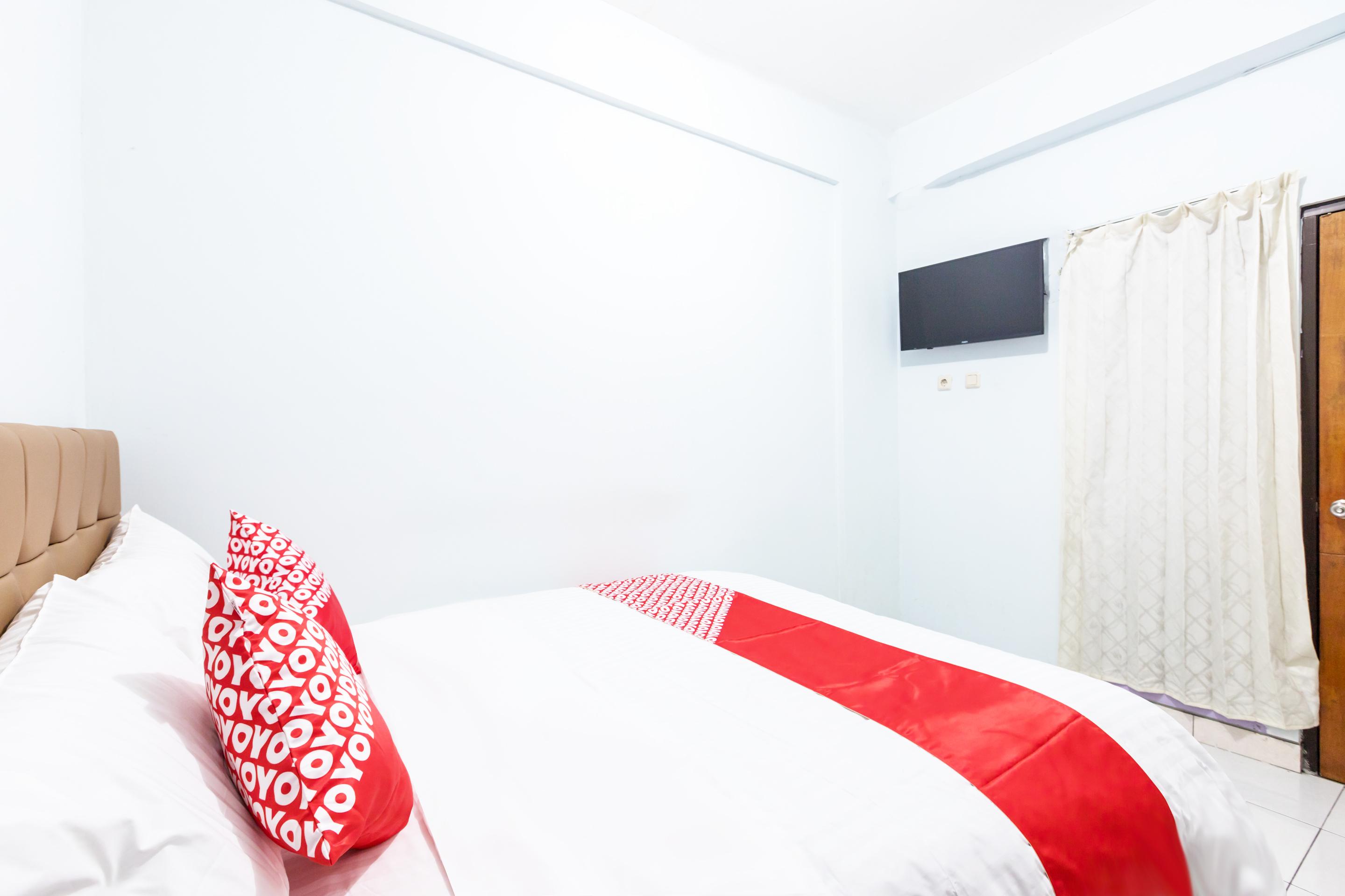 Super Oyo 1516 Cemara Gading Syariah Hotel Bogor Buitenkant foto