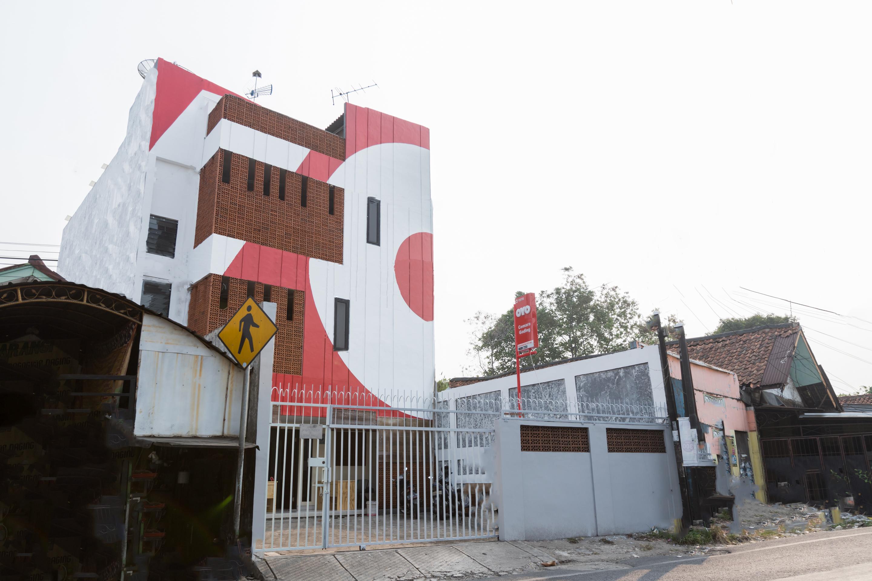 Super Oyo 1516 Cemara Gading Syariah Hotel Bogor Buitenkant foto